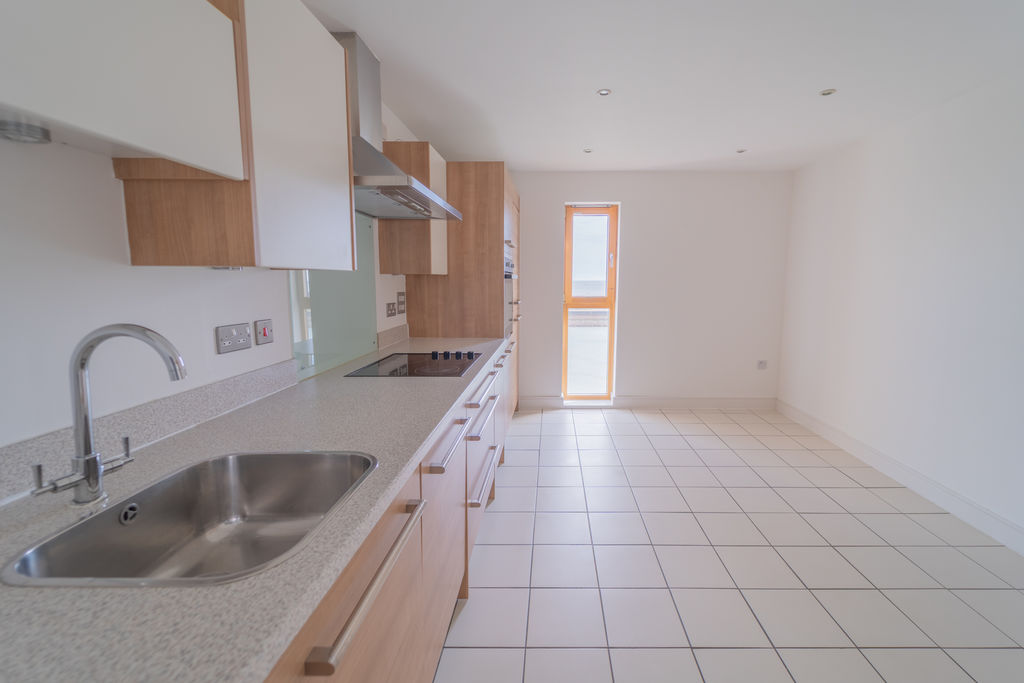 Kitchen- click for photo gallery